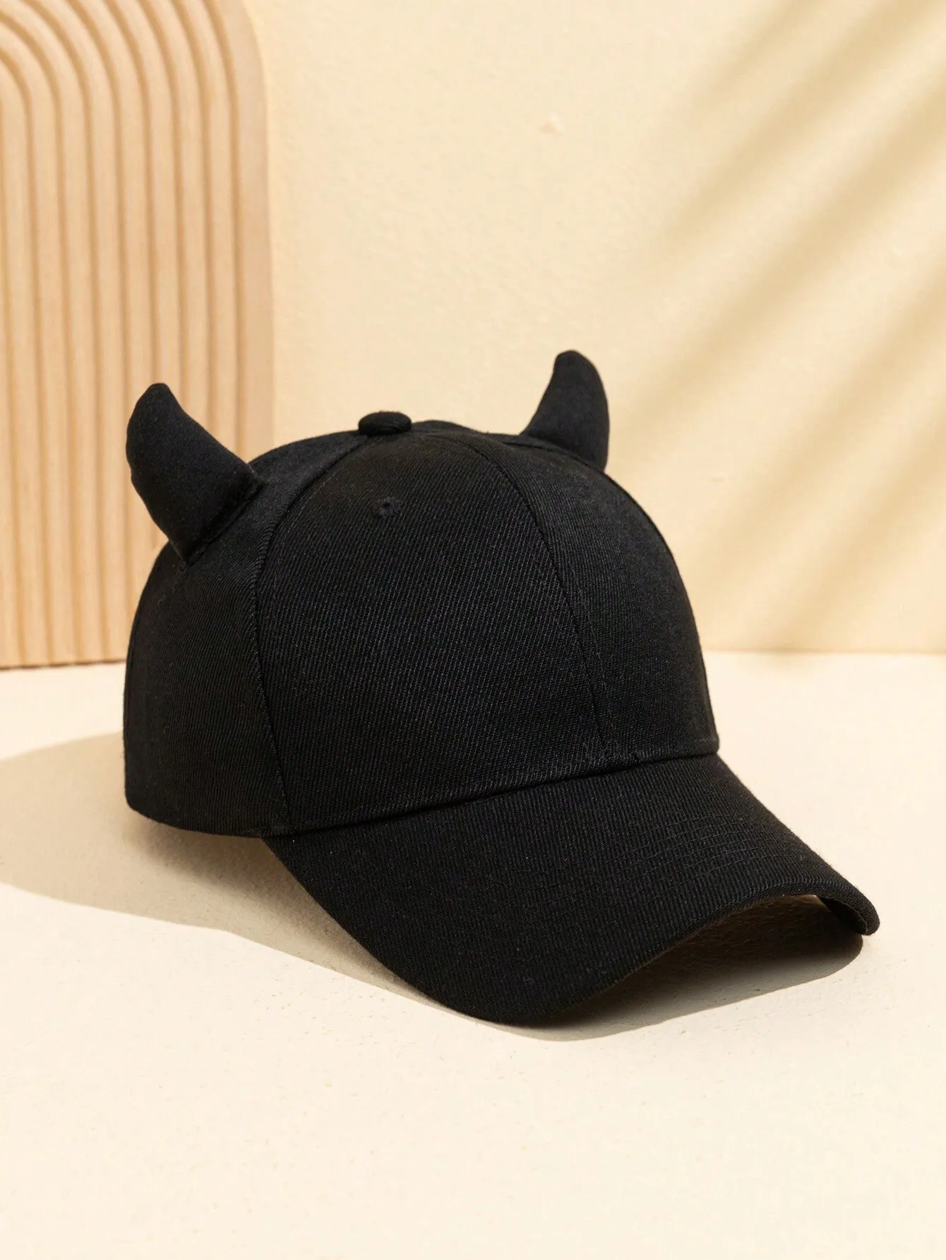 1pc Men's Solid Color Fashionable Preppy Style Hip Hop Horns Hook And Loop Baseball Cap, Suitable For Street Dancing And Traveling