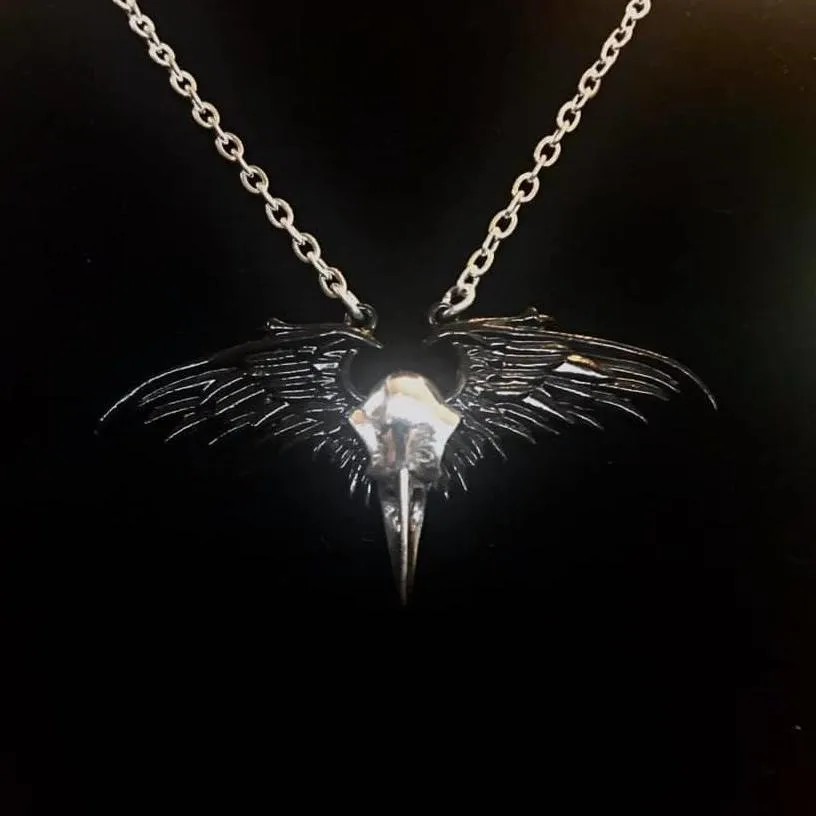 RAVENGER NECKLACE