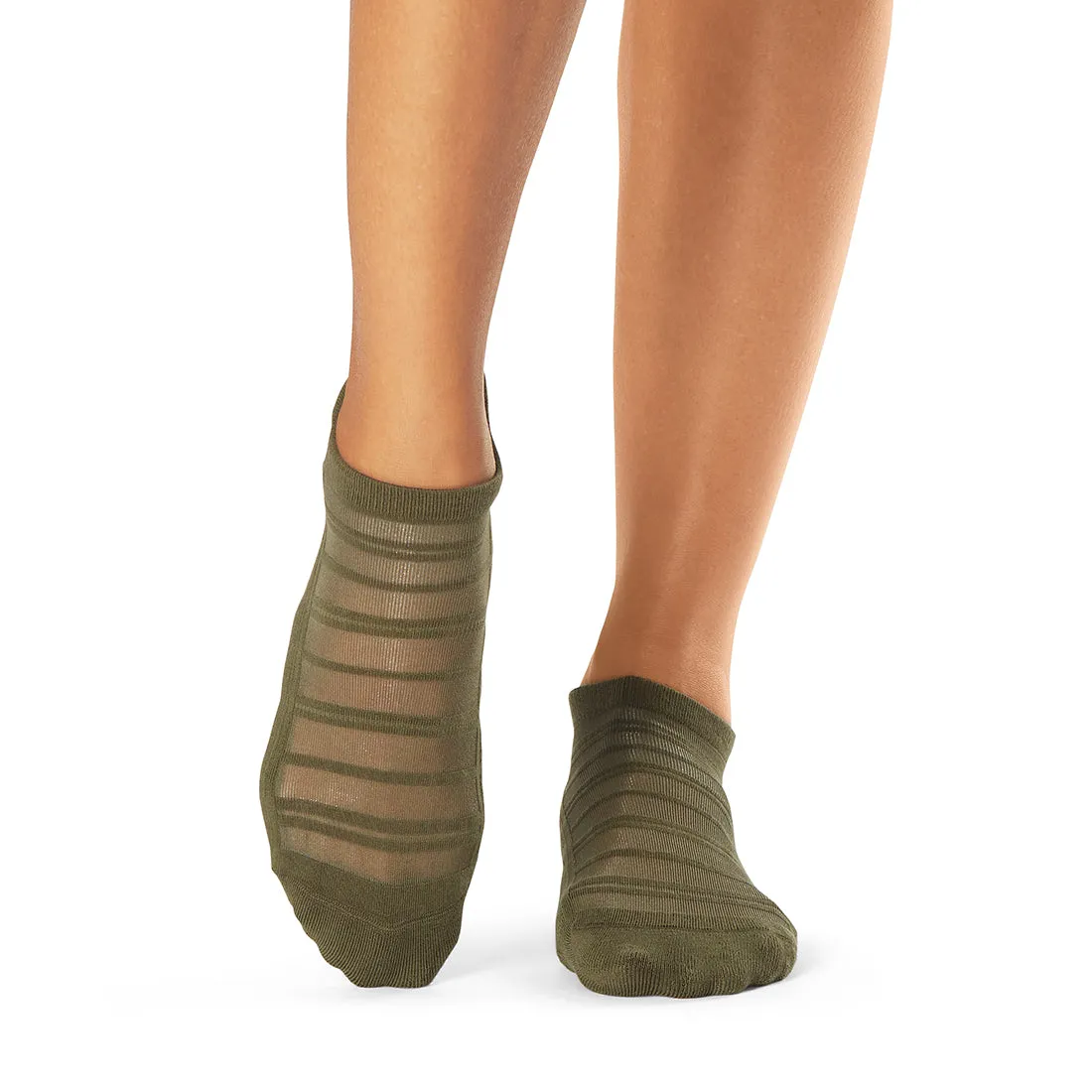 Savvy Breeze Grip Socks *